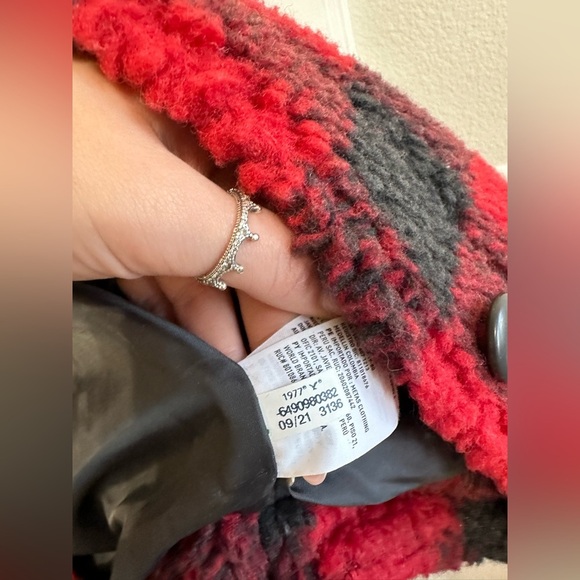 AE Plaid Sherpa Jacket - Picture 11 of 12